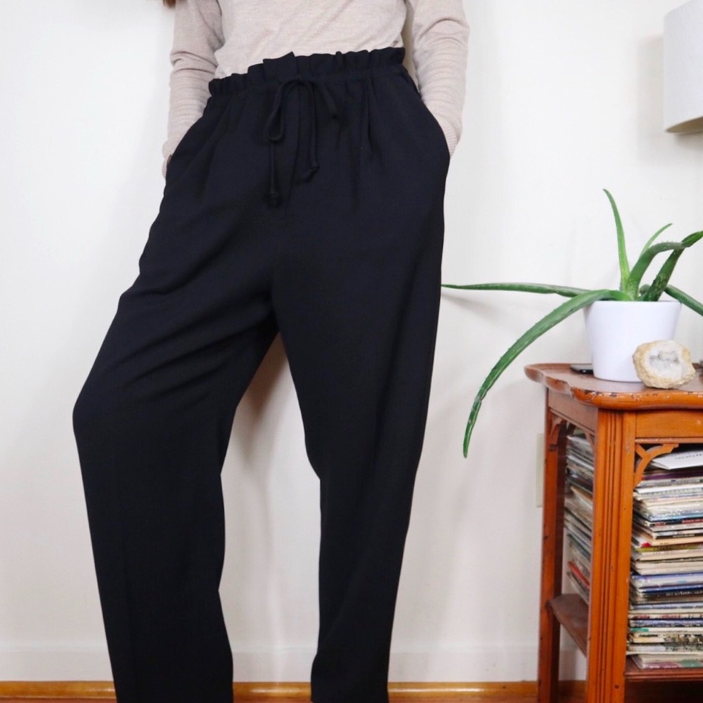 ARITZIA WILFRED Kari Paper Bag Tie High Waist Rise Ankle Drapey Pants Black Med